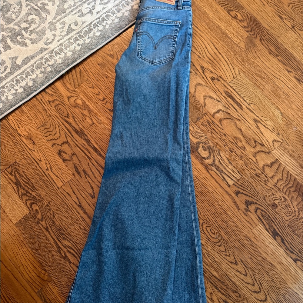 Levi's Women's Medium Blue Flare Jeans